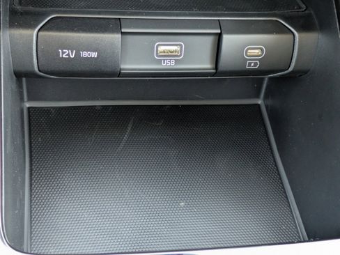 New 2025 Kia Telluride LX image 28