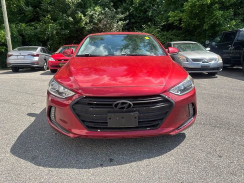 Used 2017 Hyundai Elantra SE w/ SE A/T Tech Package 03 FWD image 2
