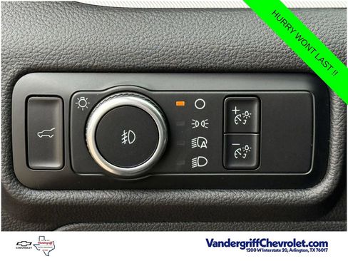 Used 2023 Ford Explorer XLT w/ Equipment Group 202A RWD image 20