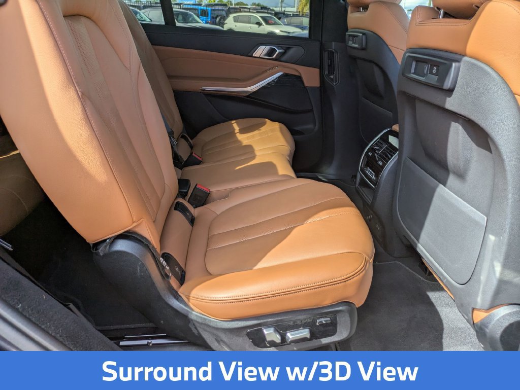 Used 2022 BMW X7 xDrive40i w/ M Sport Package AWD/4WD image 31