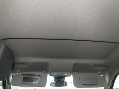 Used 2024 Chevrolet Silverado 2500 Custom w/ Custom Value Package AWD/4WD image 22