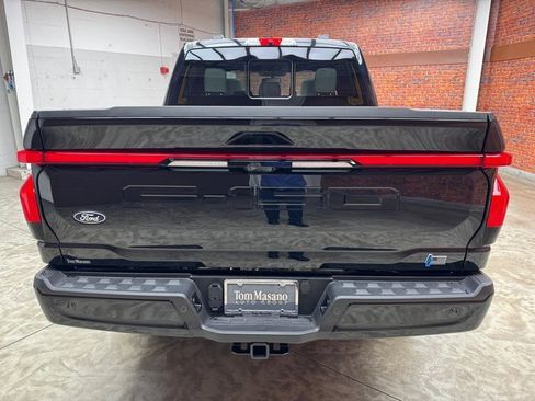 New 2025 Ford F150 Lightning Platinum image 4