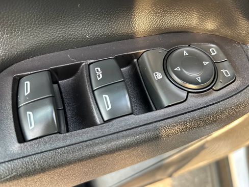 Used 2020 Chevrolet Equinox LT AWD/4WD image 18
