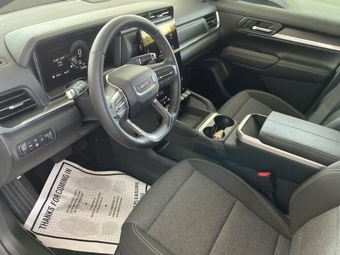 Used 2025 GMC Terrain Elevation AWD/4WD image 15
