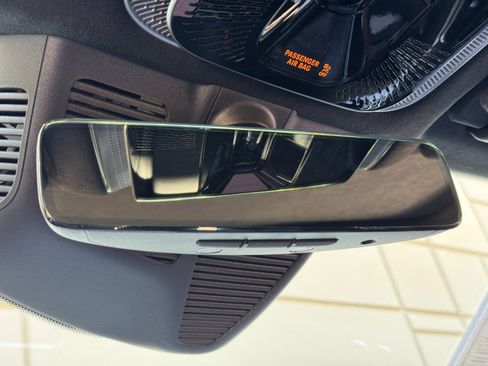 Used 2022 Mercedes-Benz S 580 4MATIC Sedan w/ AMG Line Package image 38