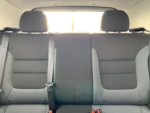 Used 2025 Chevrolet TrailBlazer LT image 36