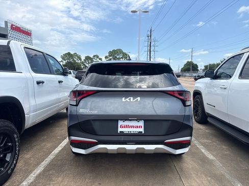 Used 2024 Kia Sportage EX FWD image 6
