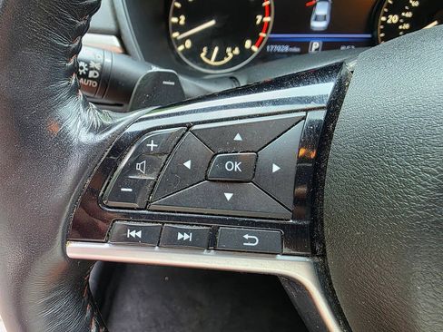 Used 2019 Nissan Altima 2.5 SR FWD image 18