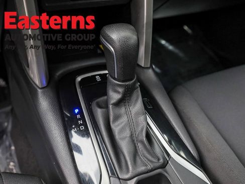 Used 2022 Toyota Corolla Cross LE image 13