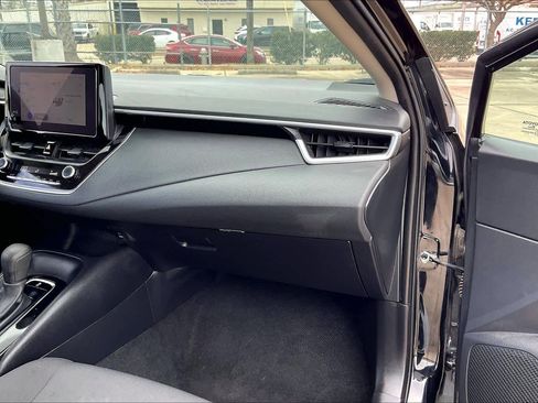 Used 2024 Toyota Corolla LE image 20