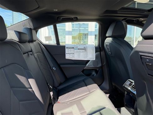 New 2026 BMW 530i xDrive w/ M Sport Package image 5