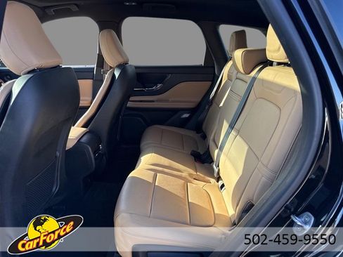 Used 2021 Lincoln Corsair Reserve image 5