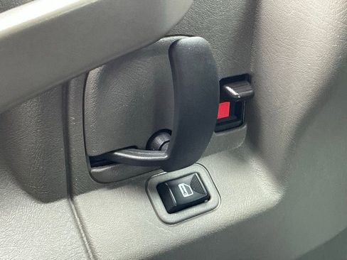 Used 2024 Chevrolet Express 2500 w/ Driver Convenience Package image 39