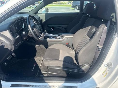 Used 2019 Dodge Challenger R/T Scat Pack w/ Widebody Package RWD image 9