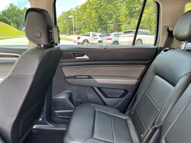 Used 2023 Volkswagen Atlas SE w/ Panoramic Sunroof Package FWD image 15