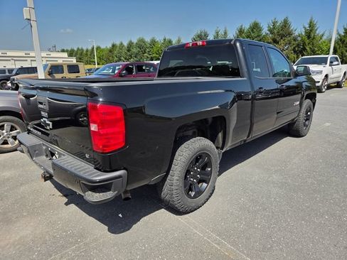 Used 2016 Chevrolet Silverado 1500 LT w/ Midnight Edition AWD/4WD image 17