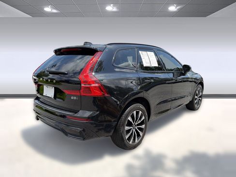 Certified 2024 Volvo XC60 B5 Plus w/ Protection Package Premier AWD/4WD image 9