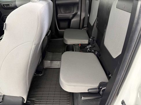 Used 2023 Toyota Tacoma SR image 18