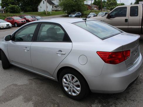 Used 2012 Kia Forte EX FWD image 5
