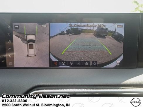 New 2025 Nissan Armada SL w/ Captain's Chari Seat Package image 14