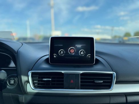 Used 2015 MAZDA MAZDA3 s Touring image 26