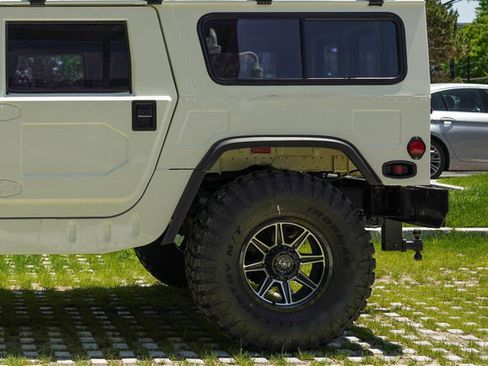 Used 1995 HUMMER H1 4-Door Wagon image 5