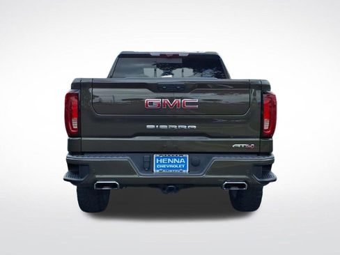 Used 2024 GMC Sierra 1500 AT4 w/ Technology Package AWD/4WD image 7