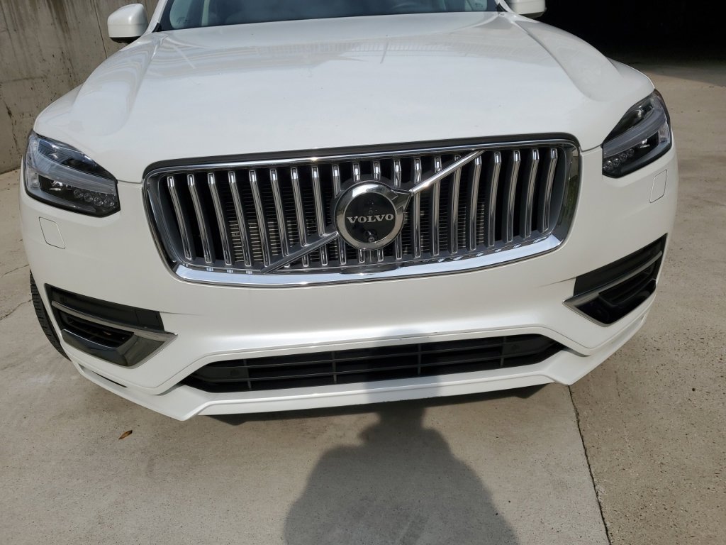 Certified 2024 Volvo XC90 T8 Plus AWD/4WD image 10