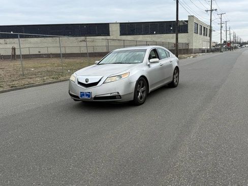 Used 2011 Acura TL 5-Speed AT with Tech Package image 3
