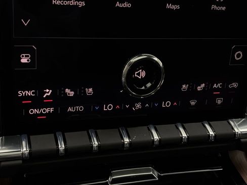 New 2026 GMC Yukon Denali w/ Sun & Power Step Package image 33
