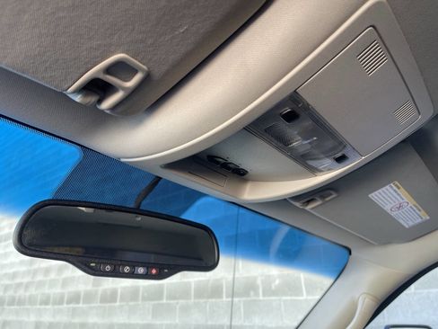 Used 2012 GMC Sierra 2500 SLT w/ SLT Convenience Package image 26