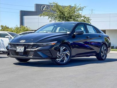 Used 2024 Hyundai Elantra Limited