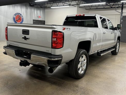 Used 2019 Chevrolet Silverado 2500 LTZ w/ Duramax Plus Package AWD/4WD image 14