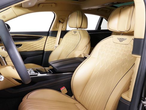 Used 2021 Bentley Flying Spur W12 AWD/4WD image 26
