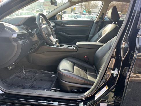 Used 2025 Nissan Altima 2.5 SR image 22