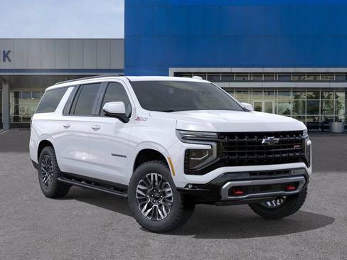New 2026 Chevrolet Suburban Z71 w/ Comfort Package AWD/4WD image 7