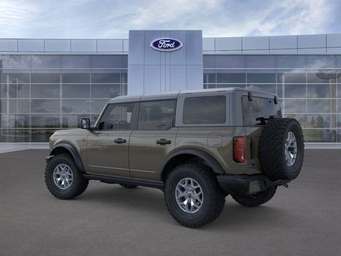 New 2025 Ford Bronco Badlands image 4