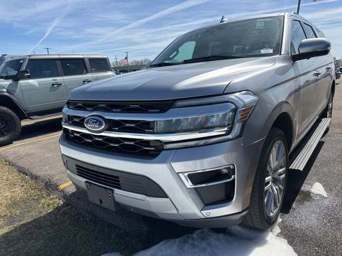 Used 2024 Ford Expedition Max Limited image 19