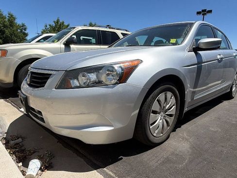 Used 2010 Honda Accord LX image 4