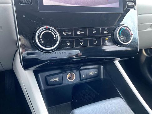 Used 2023 Hyundai Tucson SEL image 25