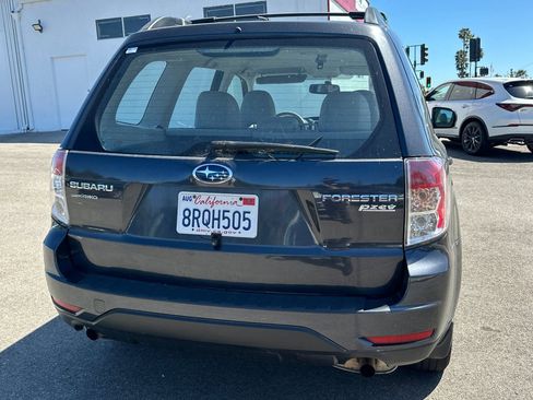 Used 2012 Subaru Forester 2.5X w/ Alloy Wheel Pkg AWD/4WD image 5
