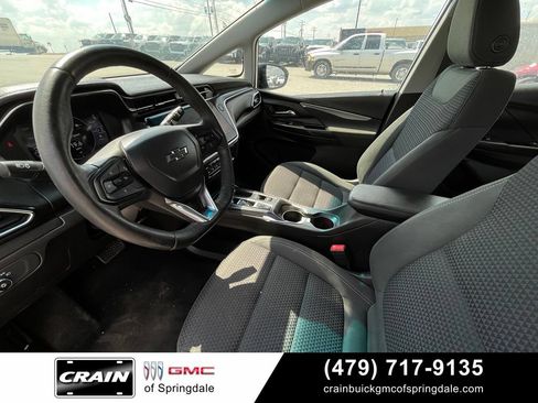 Used 2023 Chevrolet Bolt LT FWD image 10
