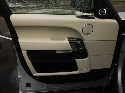 Used 2014 Land Rover Range Rover HSE AWD/4WD image 14