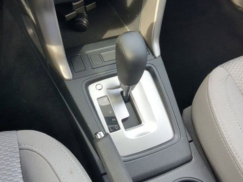 Used 2017 Subaru Forester 2.5i w/ Alloy Wheel Package image 13