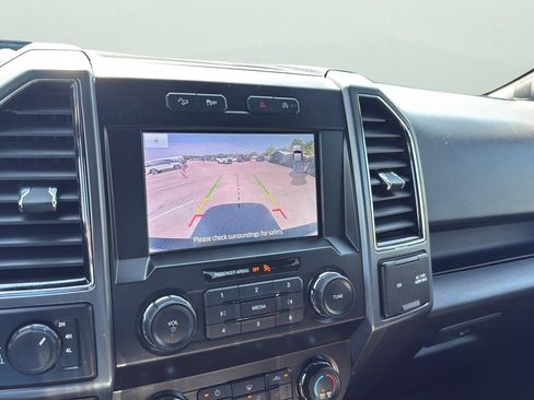 Used 2019 Ford F150 XLT w/ Equipment Group 302A Luxury AWD/4WD image 18