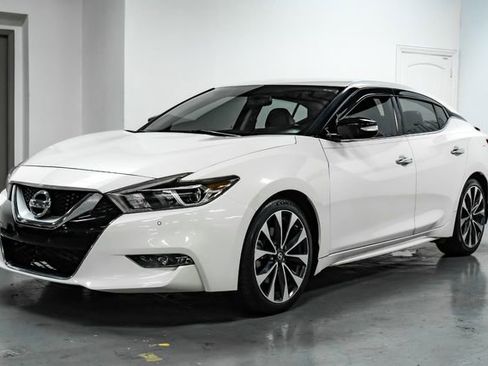 Used 2016 Nissan Maxima SR image 6