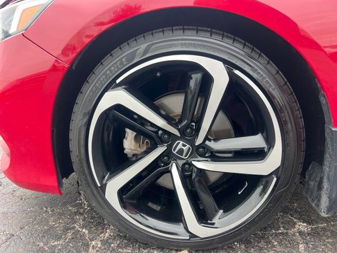 Used 2018 Honda Accord Sport image 36