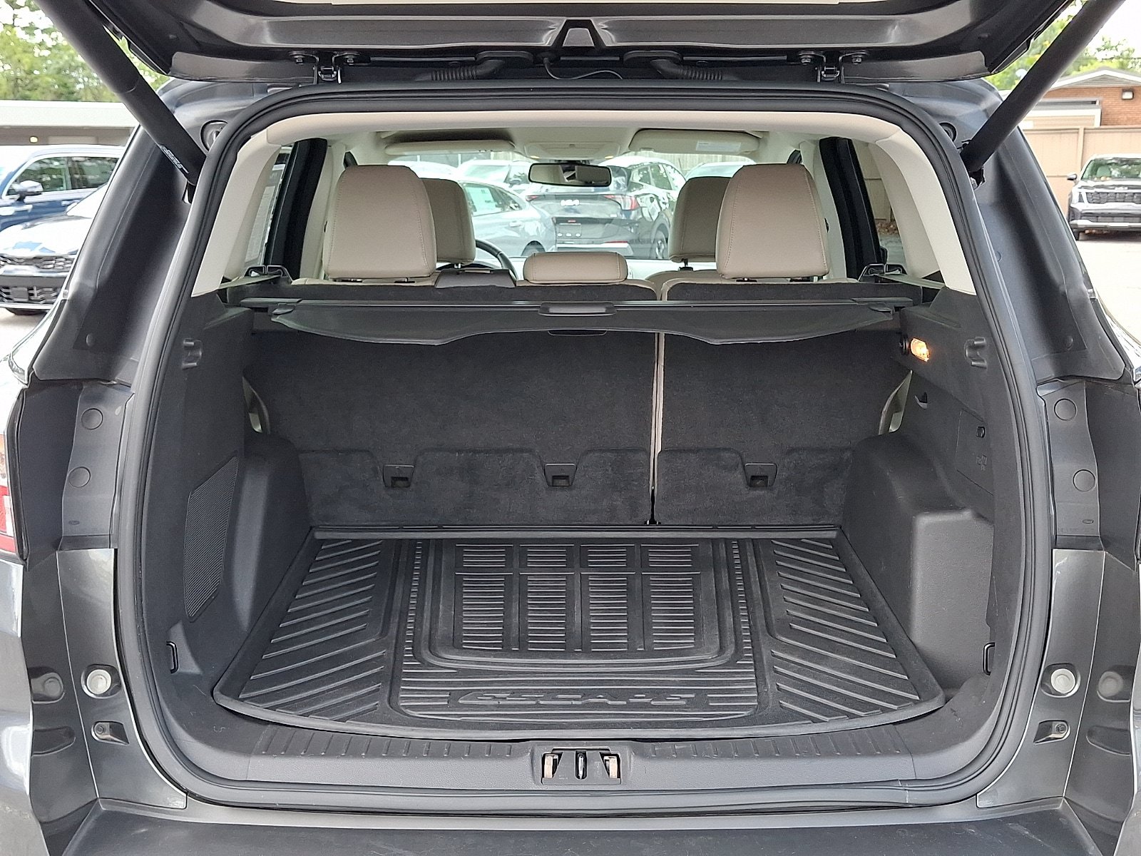 Used 2017 Ford Escape Titanium AWD/4WD image 28