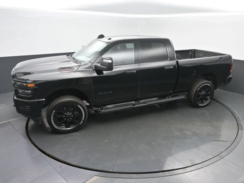 Used 2025 RAM 2500 Big Horn AWD/4WD image 41