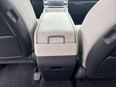 Used 2025 Hyundai Santa Fe SEL image 24